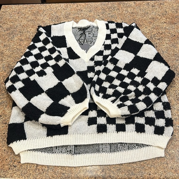 J.NNA Oversized Knit Checkered Pattern V-Neckline Sweater Womens Size Small - Picture 6 of 10